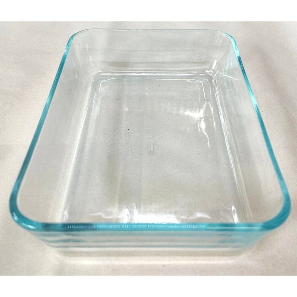 PYREX Small Clear Rectangle Casserole Baking Dish #7211, 8"x6"x 2"